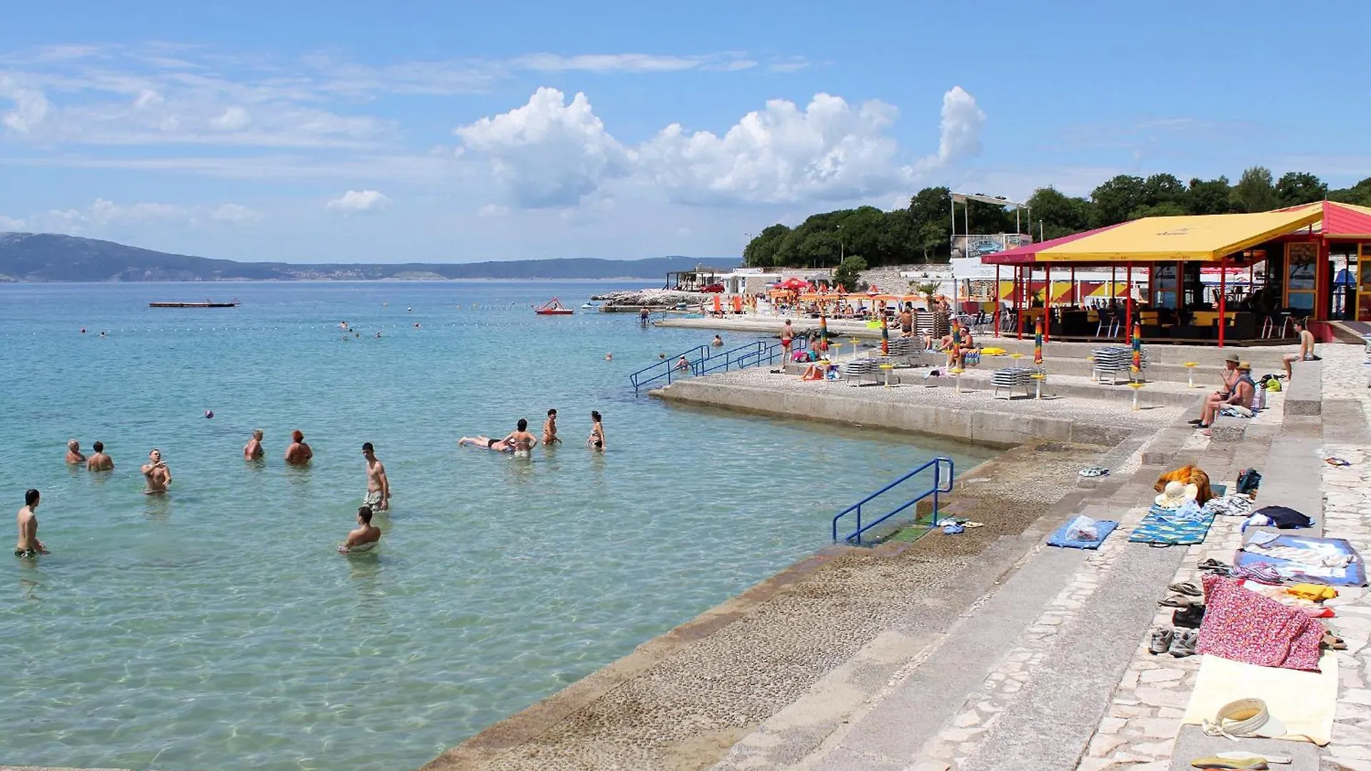 Apartments With A Parking Space Novi Vinodolski - 22393 0*,  Croatia