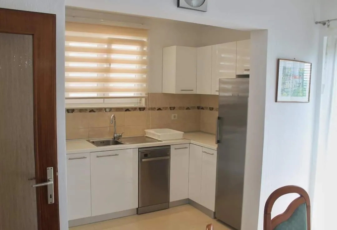 Apartments With A Parking Space Novi Vinodolski - 22393 Croatia